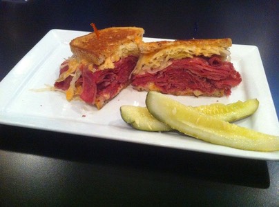 416547_419788828052611_1041_med_hr 3